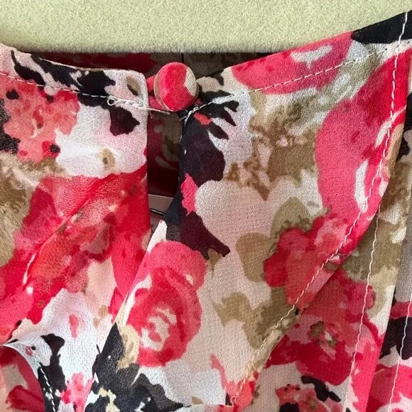 Express Women's Floral Ruffled Babydoll Fairy Blouse, New with Tags, Small - Picture 9 of 11